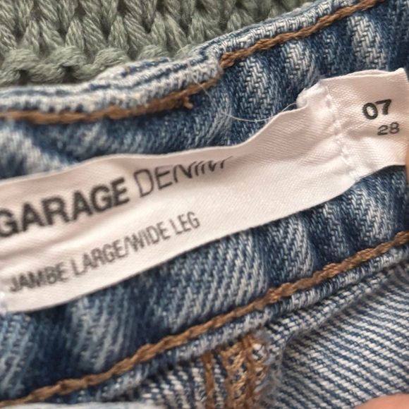 Light Wash Jeans - Picture 2 of 3